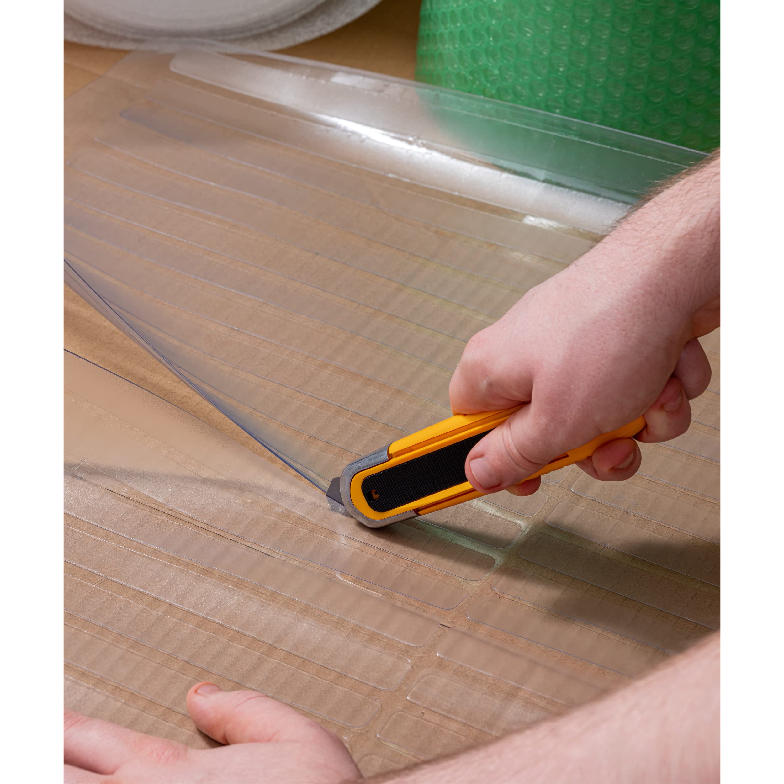 OLFA Self Retracting Safety Utility Knife (SK-8) - Multi-Purpose Fully-Auto Box Cutter w/Self Retractable Blade & Non Slip Ergonomic Handle, Replacement Blades: OLFA SKB-8 Safety Blades - Image 7