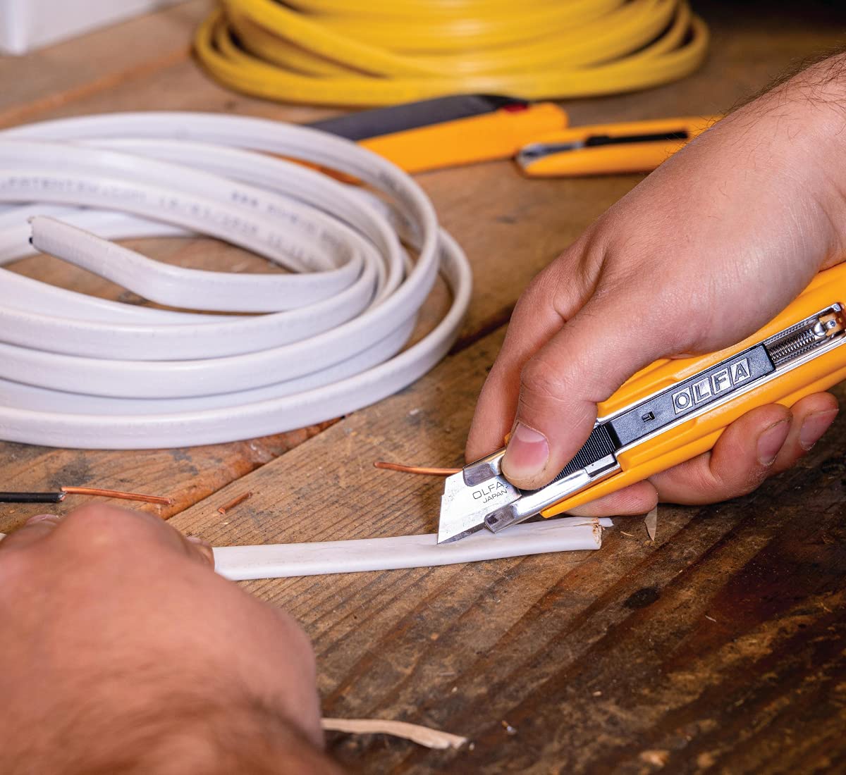 OLFA Self-Retracting Safety Utility Knife (SK-9) - Multi-Purpose Semi-Auto Box Cutter w/Self Retractable Blade & Tape Splitter Pick, Replacement Blades: OLFA SKB-2, SKB-2S, RSKB, & HOB Safety Blades - Image 5